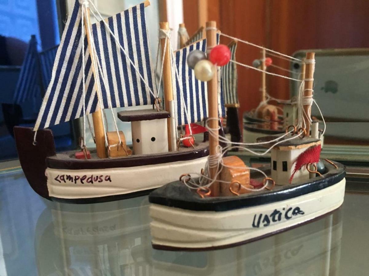 Casa Vacanza Peppino! Palermo Kültér fotó